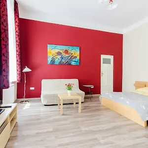 central-krak-apartments-dietla.krakowhotelspoland.com/