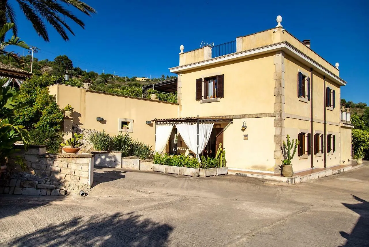 Valle Degli Dei AgriResort Noto Alloggio per agriturismo